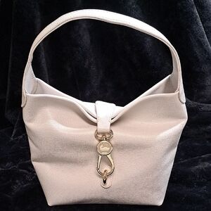 Dooney & Bourke Pebble Grain Small Logo Lock Sac Bone EUC 10×5×11.5